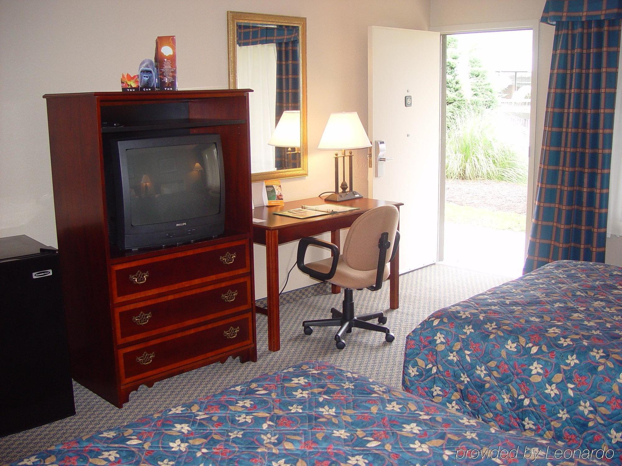 Mayfair Inn Williamston Habitación foto