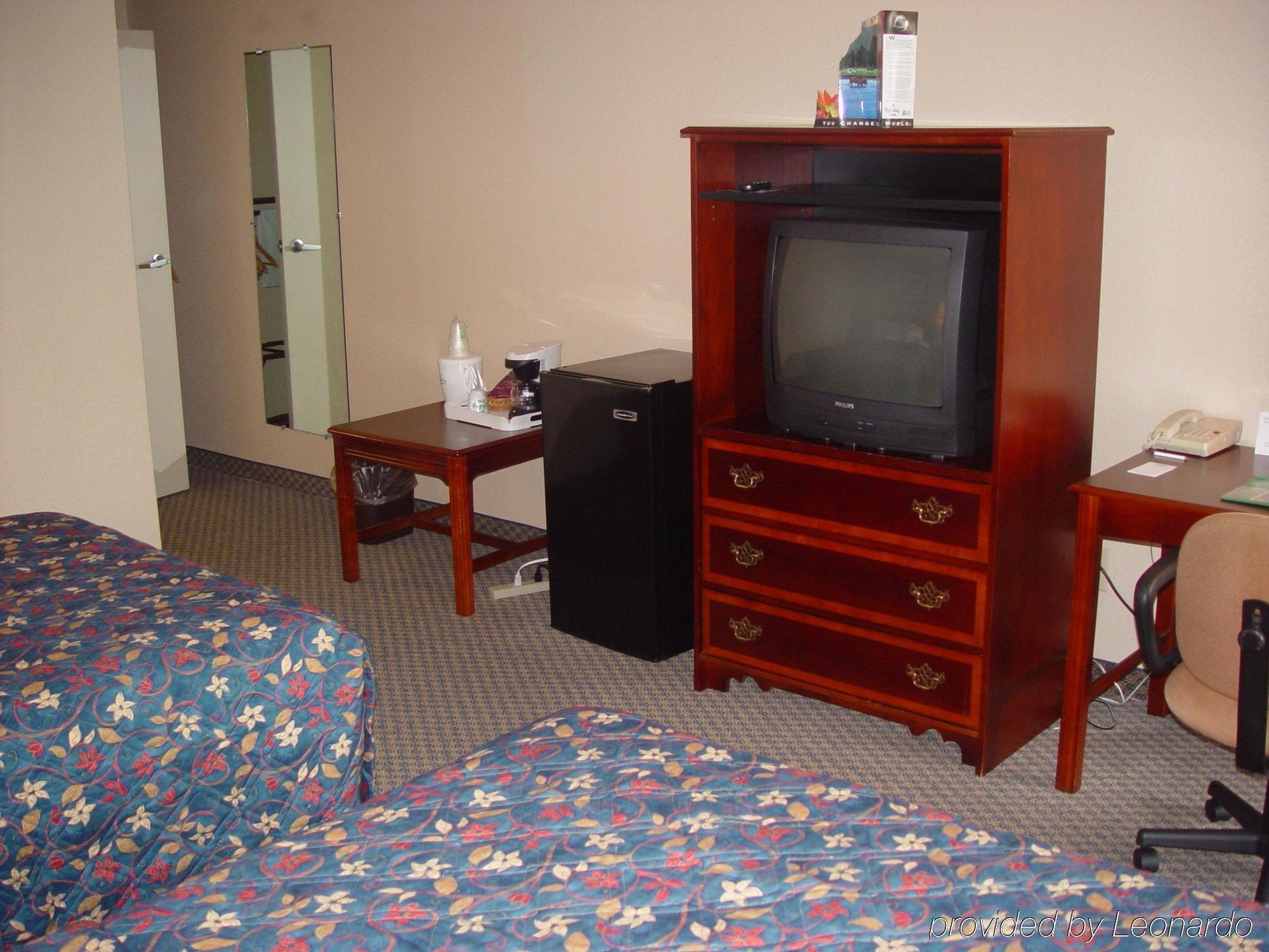 Mayfair Inn Williamston Habitación foto