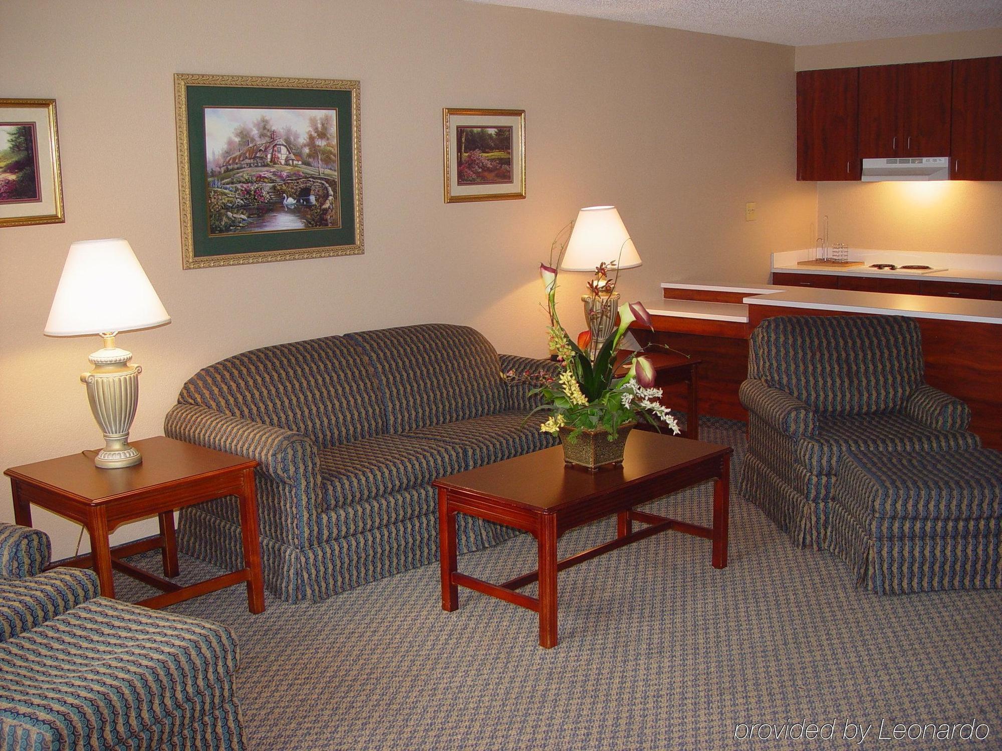 Mayfair Inn Williamston Habitación foto